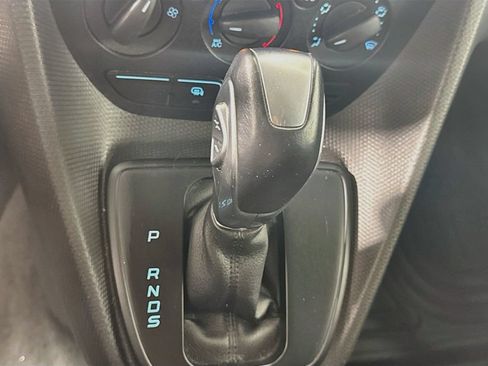 Used 2018 Ford Transit Connect XLT FWD image 16