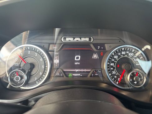 Used 2025 RAM 1500 Big Horn image 27