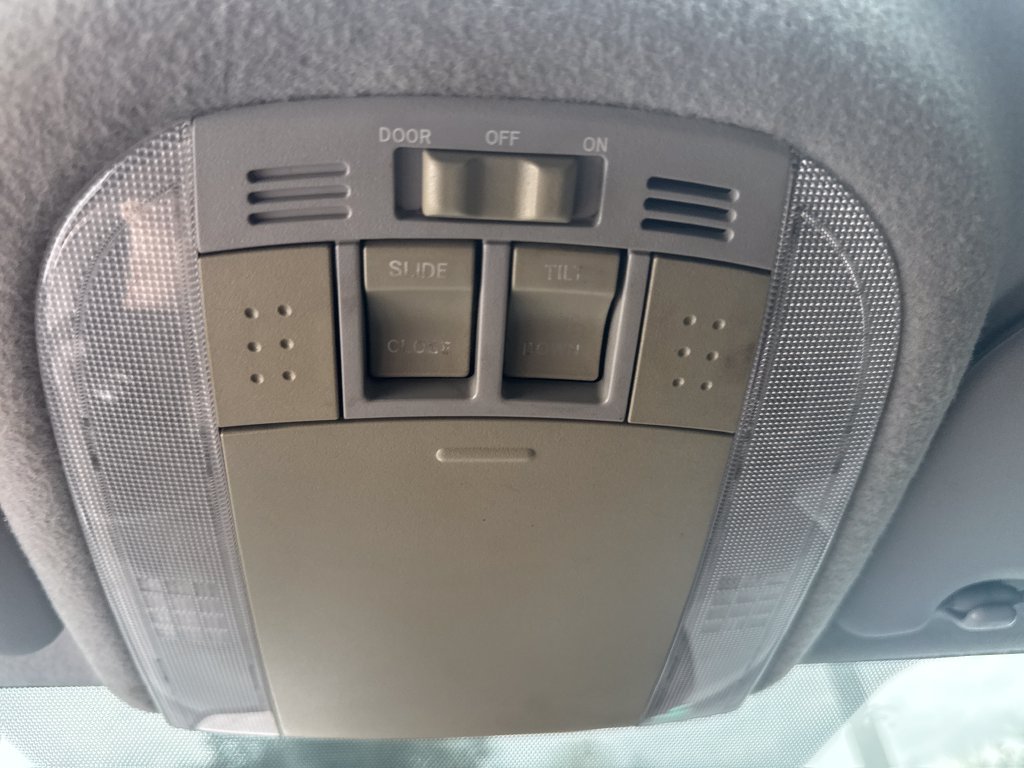 Used 2026 Toyota Corolla LE FWD image 27