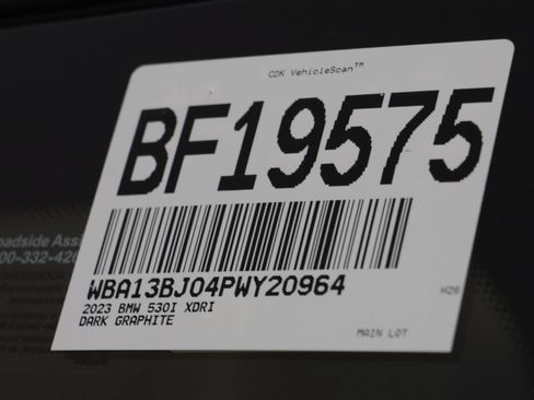 Used 2023 BMW 530i xDrive w/ Convenience Package AWD/4WD image 25