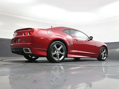 Used 2013 Chevrolet Camaro LT RWD image 30