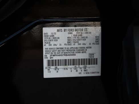 Used 2024 Ford Edge Titanium image 50