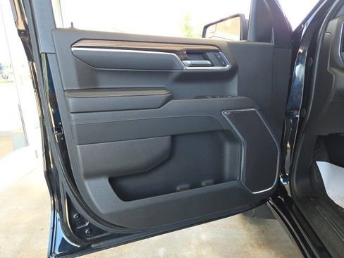 Used 2024 Chevrolet Silverado 1500 LT AWD/4WD image 43