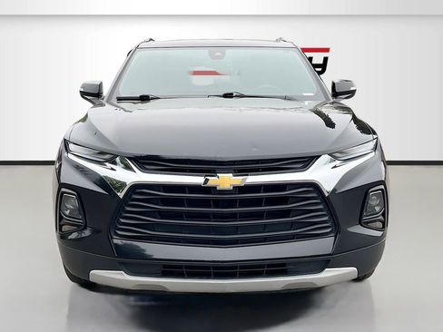 Used 2021 Chevrolet Blazer LT image 2