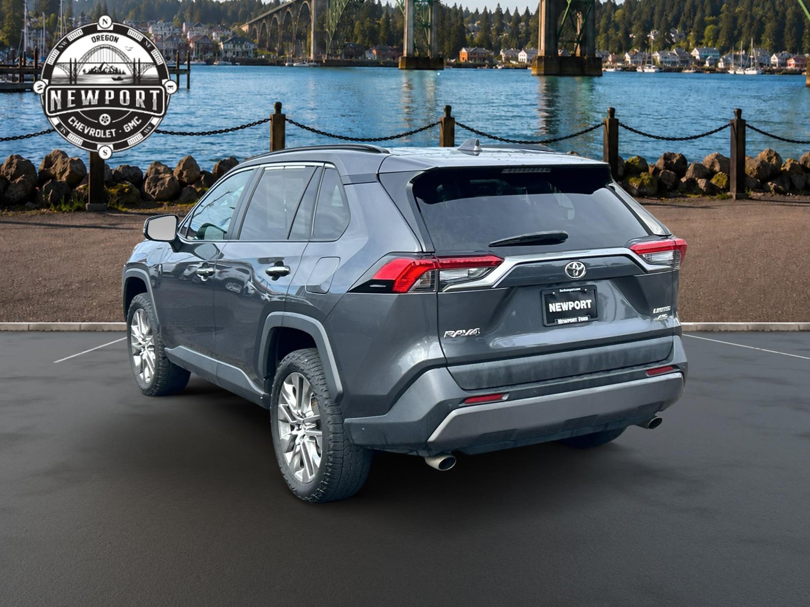 Used 2021 Toyota RAV4 Limited w/ Limited Grade Weather Package AWD/4WD image 4