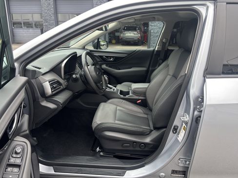 Certified 2024 Subaru Outback Onyx Edition AWD/4WD image 28