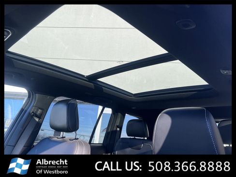 New 2025 Jeep Grand Cherokee Limited image 25