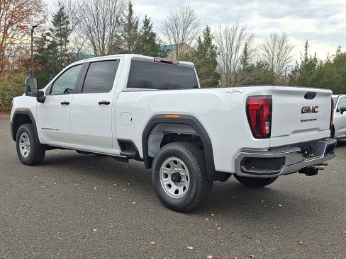 New 2026 GMC Sierra 2500 Pro w/ Convenience Package image 3