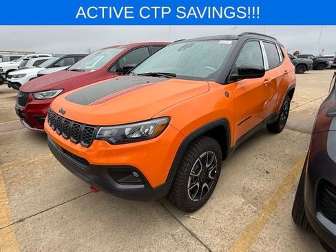 New 2026 Jeep Compass Trailhawk w/ Sun, Sound & Navigation Group image 2