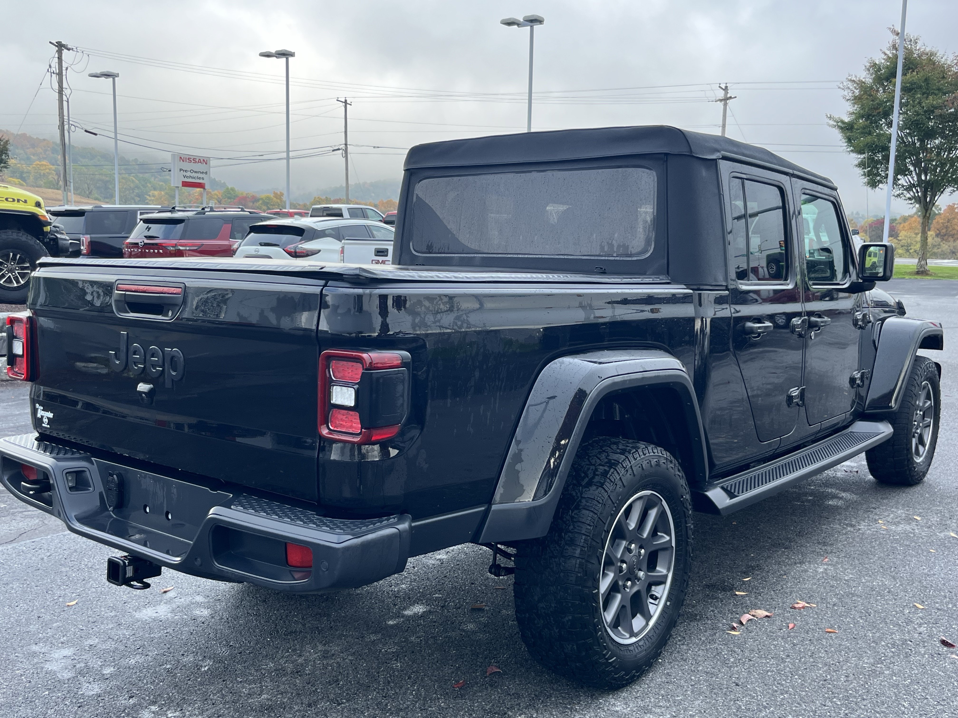 Used 2020 Jeep Gladiator Sport AWD/4WD image 5