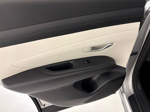 Used 2025 Hyundai Tucson SEL FWD image 23