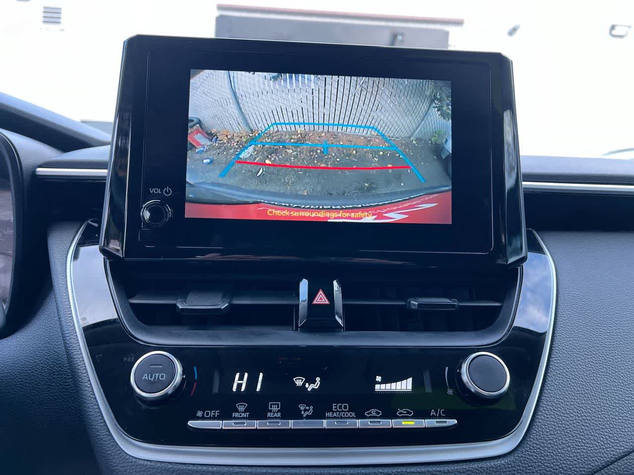 Used 2023 Toyota Corolla LE FWD image 17