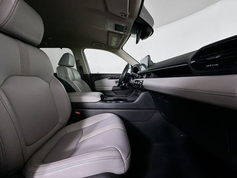 Used 2025 Honda Pilot EX-L image 32