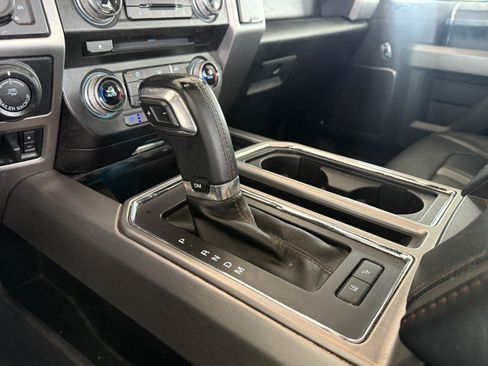 Used 2018 Ford F150 Platinum w/ Equipment Group 701A Luxury AWD/4WD image 25