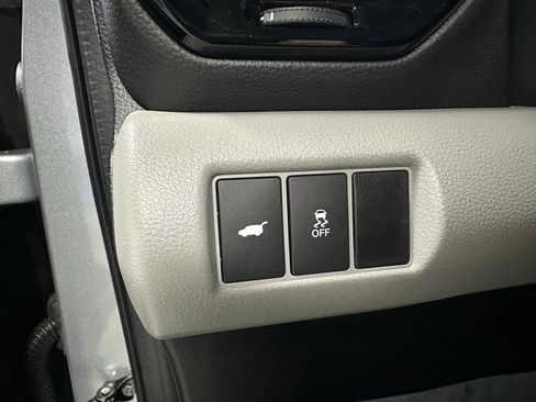 Used 2024 Honda Pilot EX-L image 16