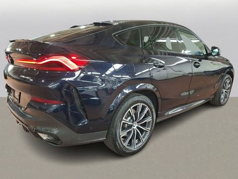 Used 2023 BMW X6 xDrive40i w/ M Sport Package image 3