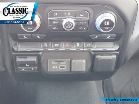 Used 2021 GMC Sierra 1500 SLT w/ X31 Off-Road Package image 19