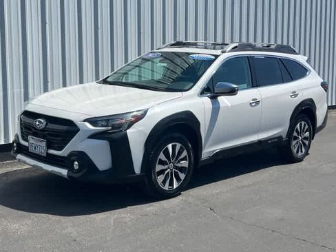 Used 2023 Subaru Outback Touring XT AWD/4WD image 1