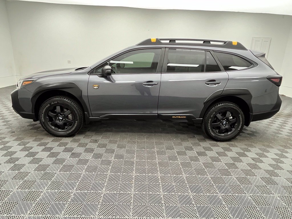 Used 2025 Subaru Outback Wilderness w/ Wilderness Package AWD/4WD image 13