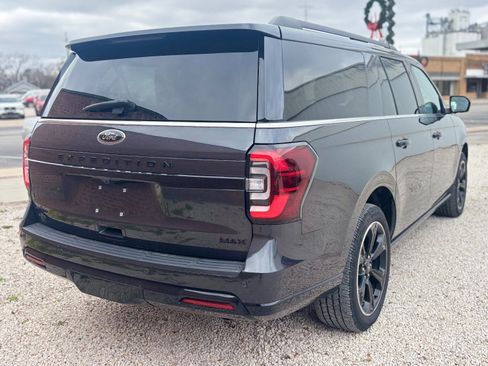 Certified 2022 Ford Expedition Max Limited image 3