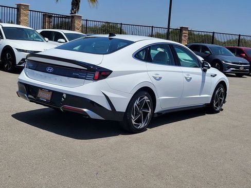 New 2026 Hyundai Sonata SEL FWD image 4