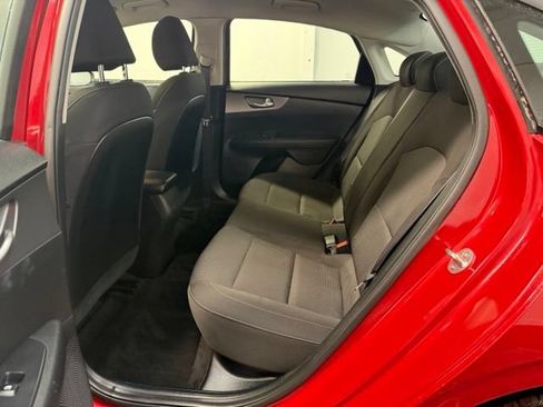 Used 2020 Kia Forte LXS FWD image 26