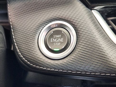 Certified 2025 Chevrolet Equinox LT w/ Convenience Package II image 21