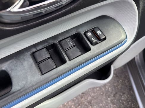 Used 2012 Toyota Prius C Two image 14