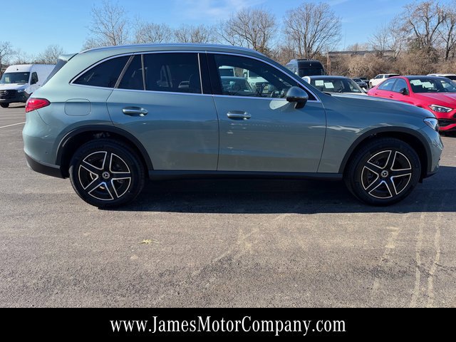 Used 2026 Mercedes-Benz GLC 300 4MATIC image 6
