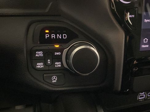 Used 2025 RAM 1500 Big Horn AWD/4WD image 19