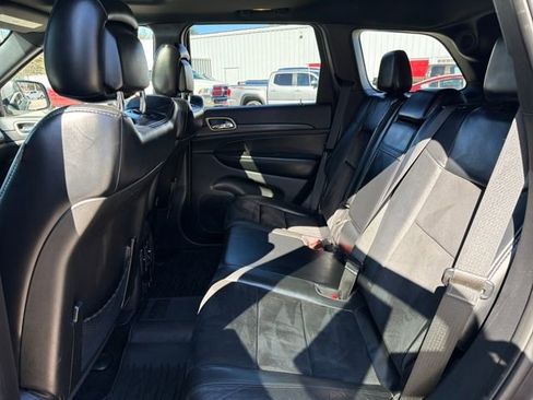 Used 2015 Jeep Grand Cherokee Altitude image 24