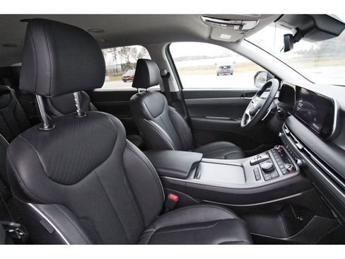 Used 2024 Hyundai Palisade SEL image 25