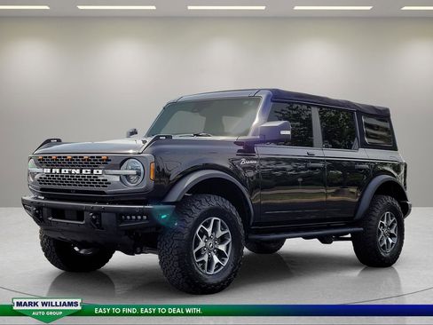 Certified 2021 Ford Bronco Badlands AWD/4WD image 8