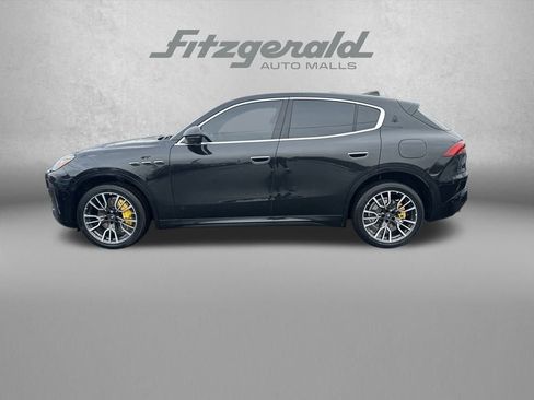 Used 2023 Maserati Grecale GT image 4