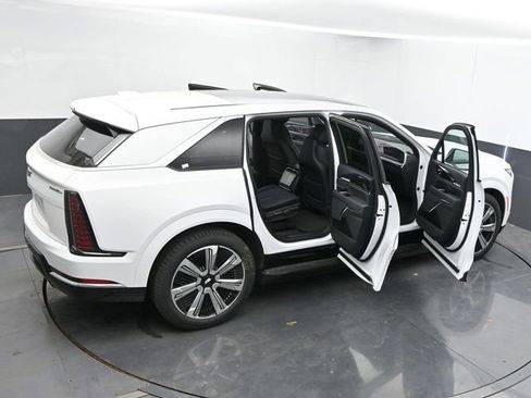 New 2025 Cadillac Escalade IQ Luxury 1 image 63