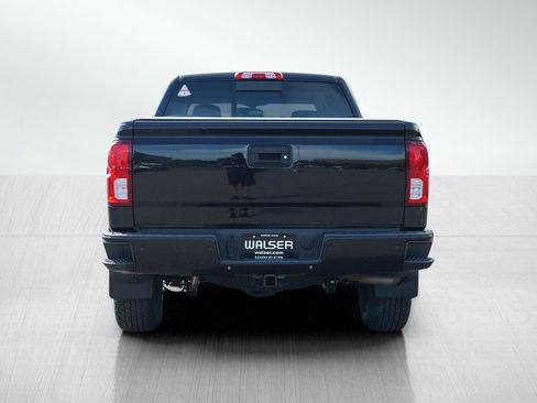 Used 2018 Chevrolet Silverado 1500 LTZ Z71 w/ LTZ Plus Package AWD/4WD image 4