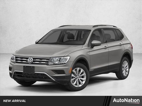 Used 2021 Volkswagen Tiguan S image 1