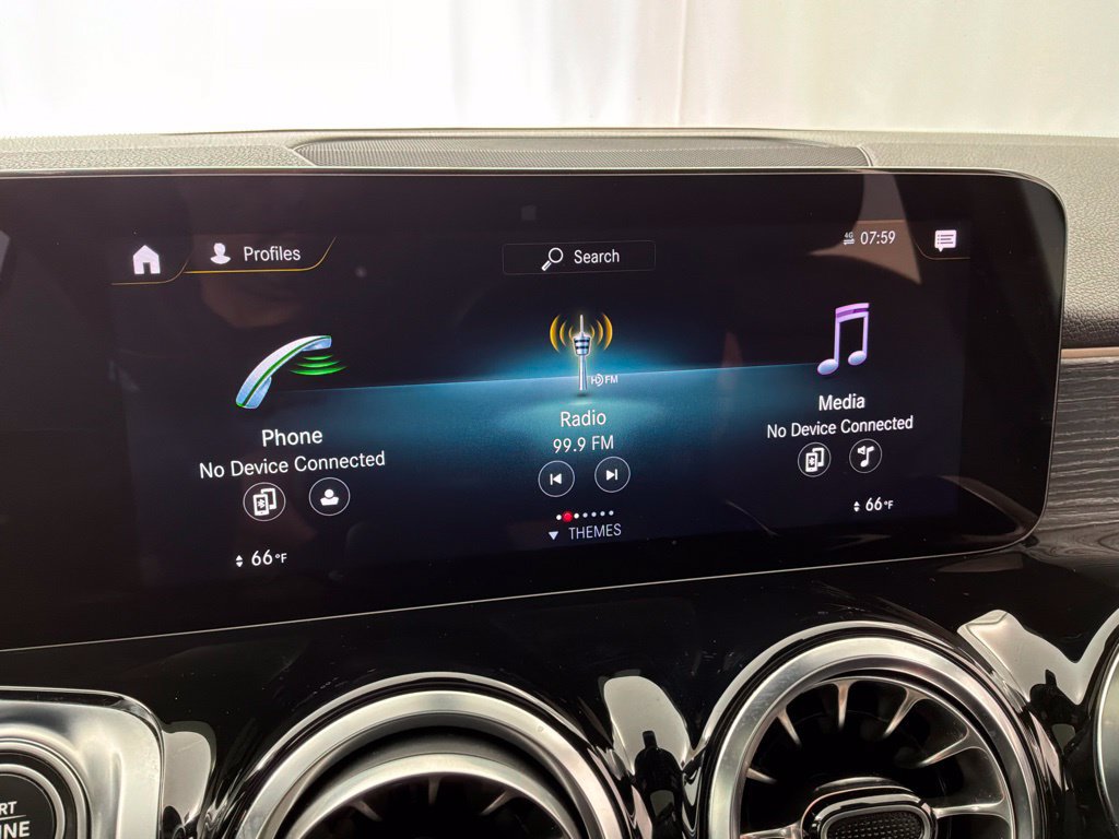 Used 2023 Mercedes-Benz GLB 250 image 18