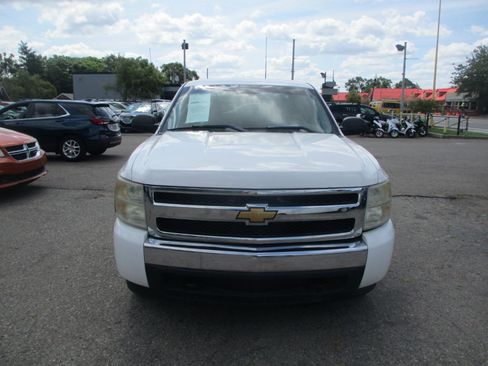 Used 2008 Chevrolet Silverado 1500 LT image 3