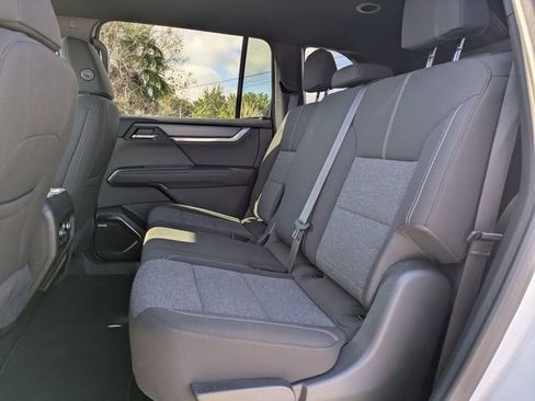 Certified 2025 GMC Acadia Elevation image 15