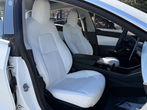 Used 2020 Tesla Model 3 Long Range image 34