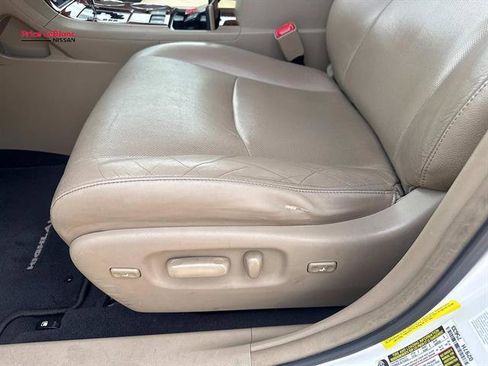 Used 2013 Toyota Highlander Limited FWD image 17