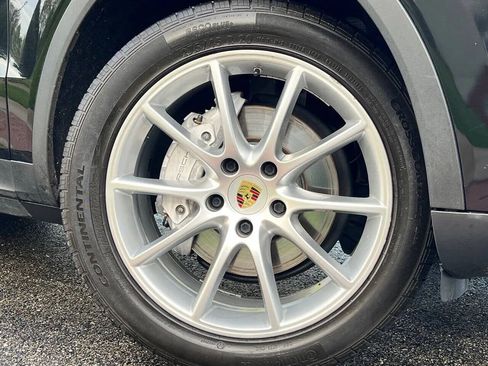 Used 2019 Porsche Cayenne image 7