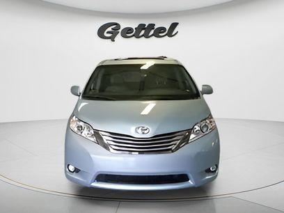 Used 2017 Toyota Sienna XLE w/ XLE Navigation Package