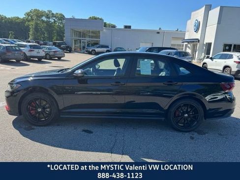 Certified 2025 Volkswagen Jetta GLI Autobahn w/ GLI Black Package FWD image 9