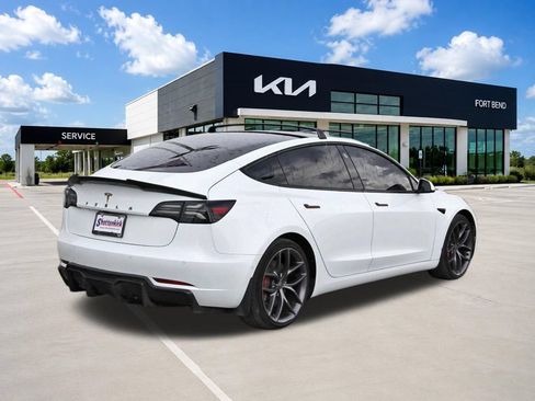 Used 2022 Tesla Model 3 Performance AWD/4WD image 5