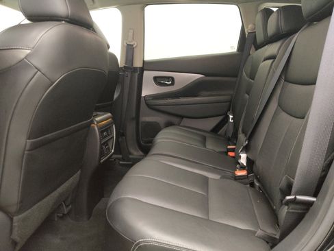 Used 2020 Nissan Murano SL w/ Moonroof Package image 18