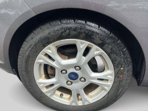 Used 2014 Ford Fiesta SE FWD image 8