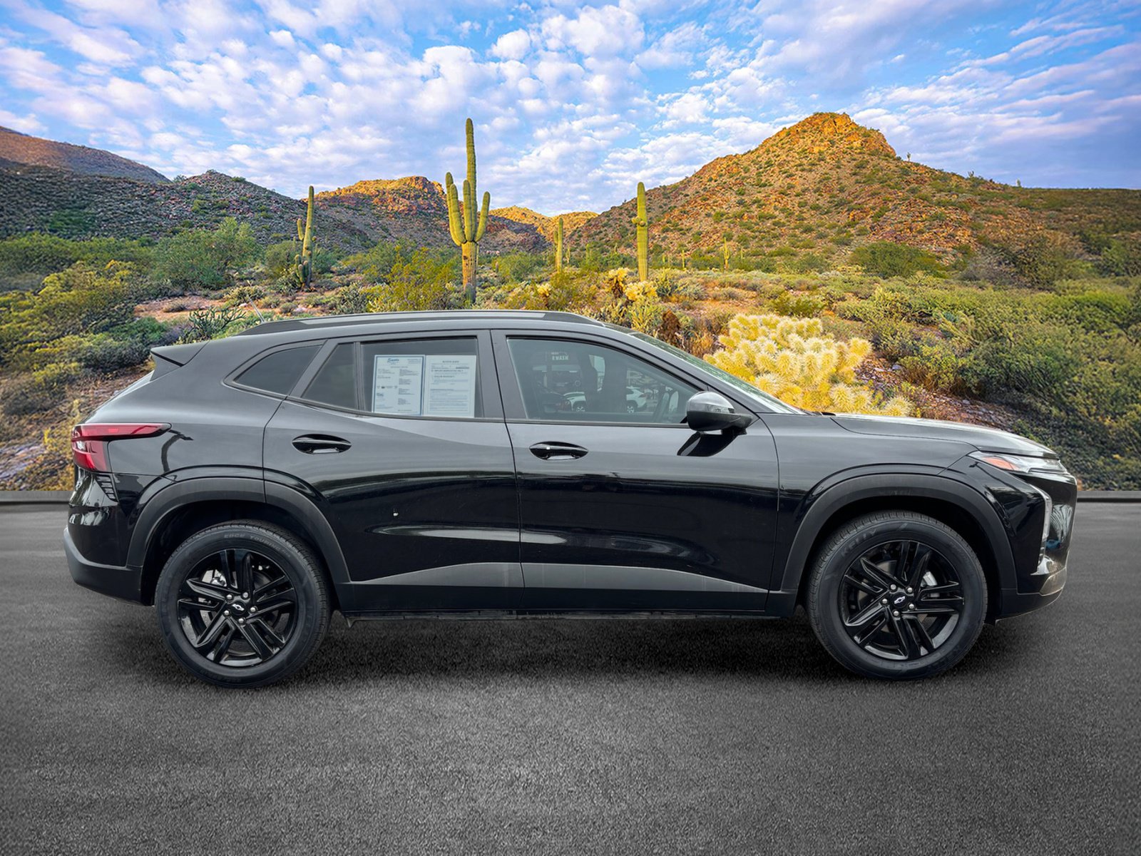 Used 2025 Chevrolet Trax ACTIV w/ Driver Confidence Package FWD image 3