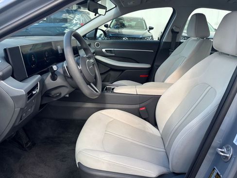 Used 2025 Hyundai Sonata SEL FWD image 27